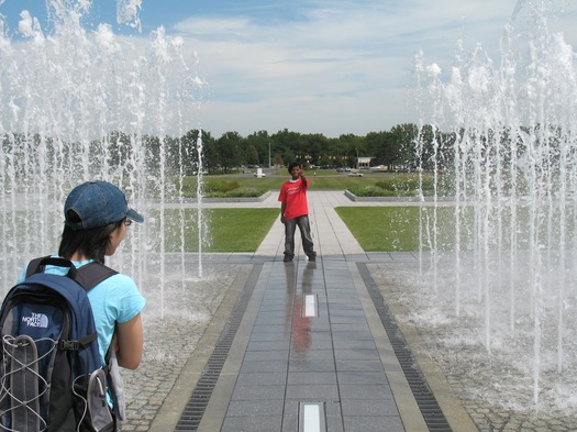 UAlbany walkthrough fountain peace guy