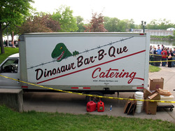 Dino truck