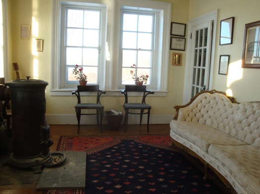 Saugerties Lighthouse parlor.