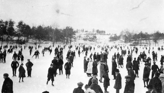ice skaters Schenectady Central Park 1916 Grems-Doolittle Collection