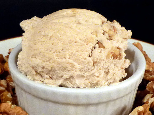 stewarts maple walnut ice cream closeup