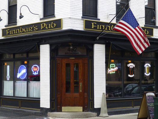 finnbars pub troy exterior