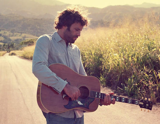 jjack johnson with guitar