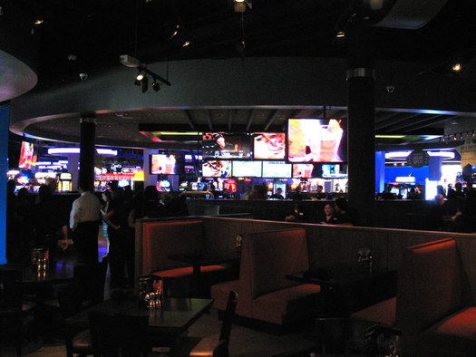 dave and busters bar area