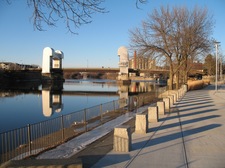 troy riverfront park green island bridge winter