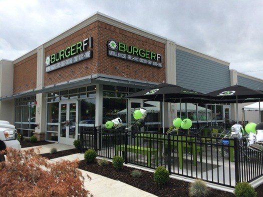 burgerfi latham exterior