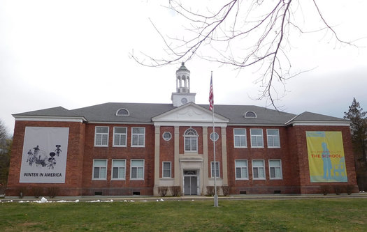 kinderhook jack shainman the school exterior