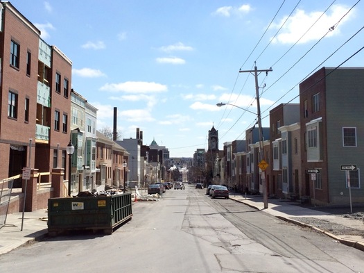 Sheridan Ave looking toward east