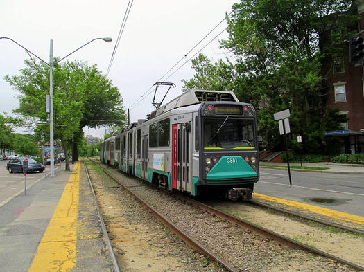 MBTA Green Line train Wikipedia user Pi.1415926535 CC