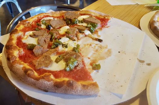 Pizza from Anna's Wood Fired at Galleria7 meatball pizza