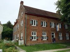 Crailo State Historic Site Rensselaer exterior 2017-July