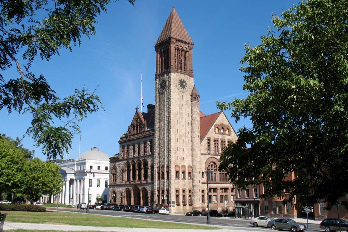 Albany City Hall from east Capitol lawn 2014 v2