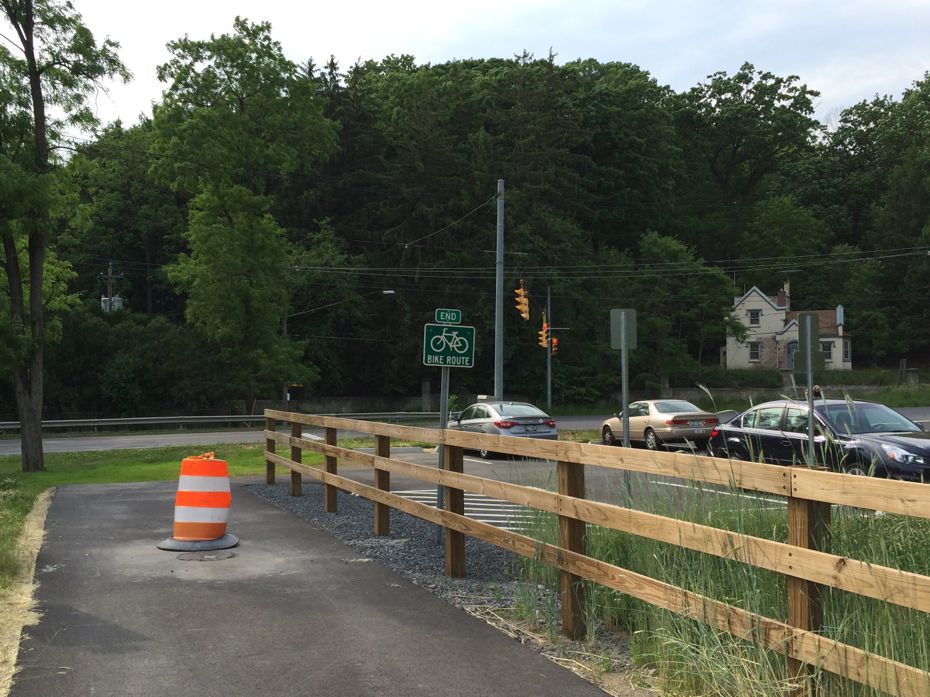 Albany_County_Rail_Trail_endpoint_South_End.jpg