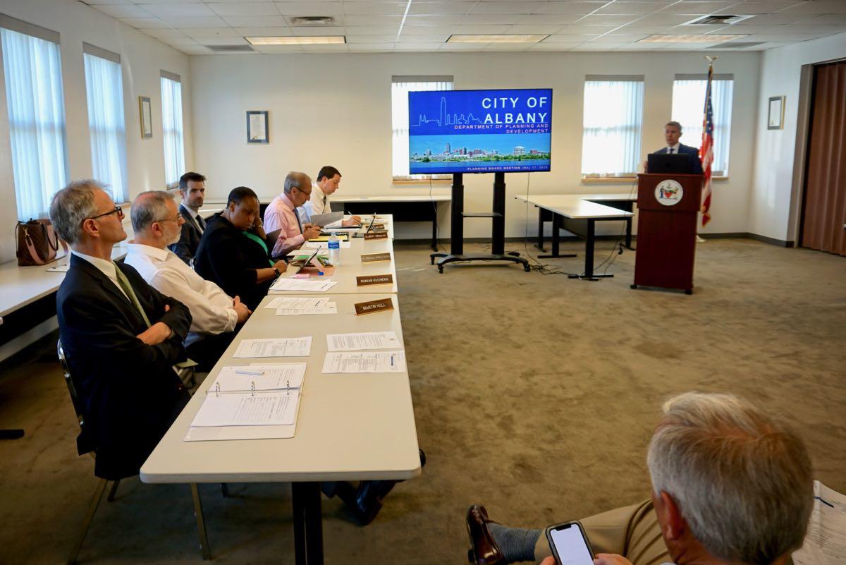Albany planning board 2018-05-17 Chris Spencer presentation