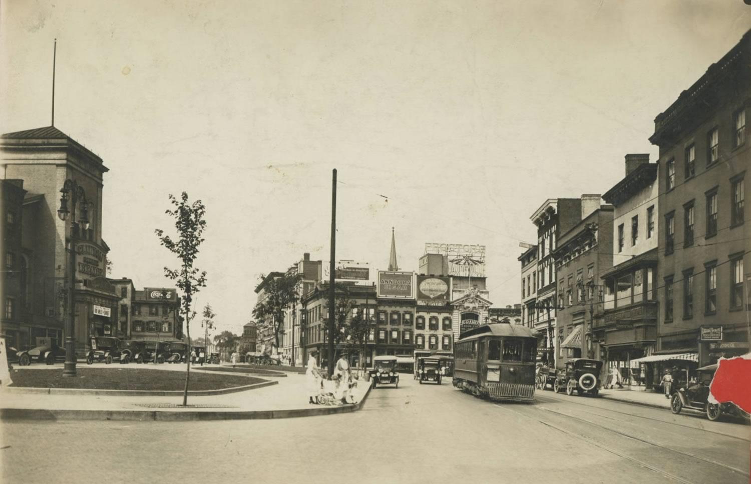 East Third & Oak Streets Delevan, IL - Historical Concrete Pavement Explorer