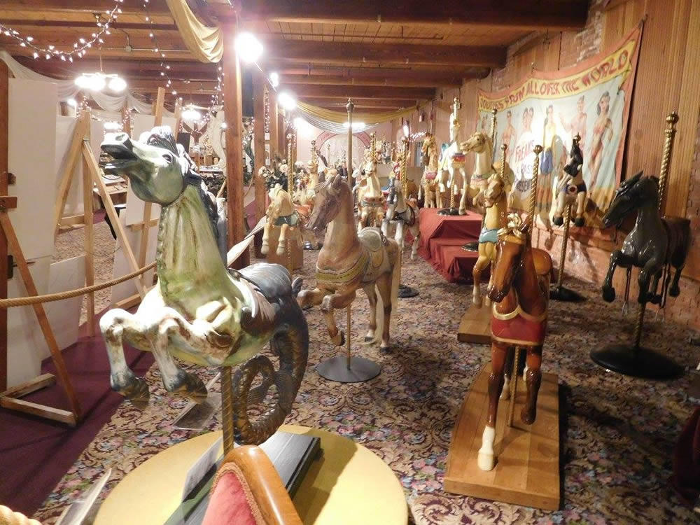 Connecticut_Julie_Madsen_Carousel_Museum.jpg