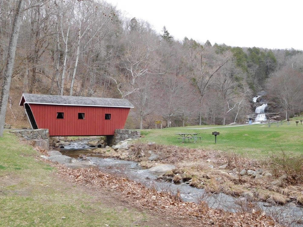 Connecticut_Julie_Madsen_kent_falls_state_park.jpg