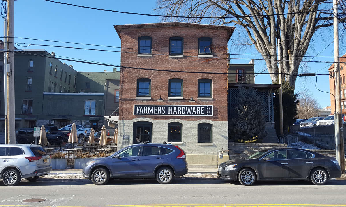 Farmers Hardware exterior 2018-January