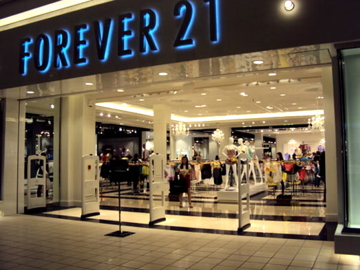 Forever 21 clothing store