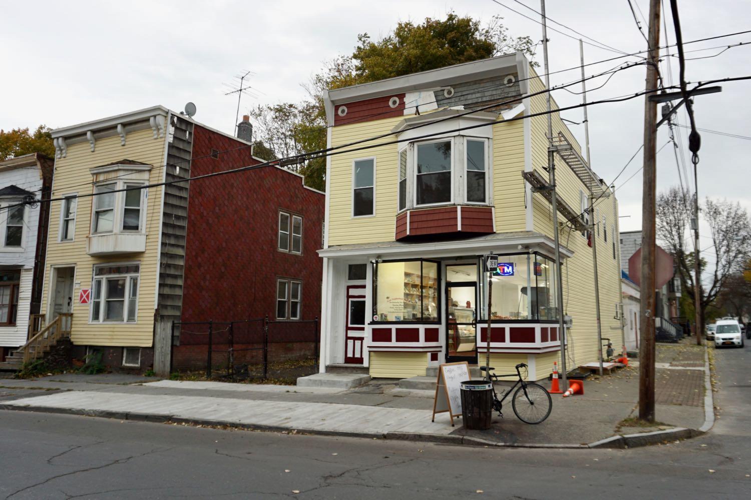 Fresh_Neighborhood_Market_Albany__1.jpg