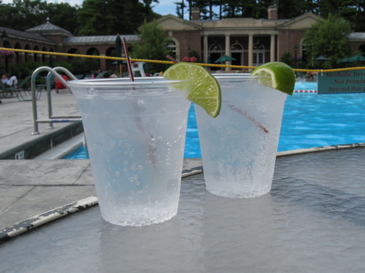 Gin & Tonic at the pool.JPG