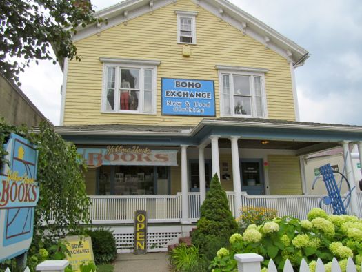 Great Barrington- Yellow House Books ext.jpg