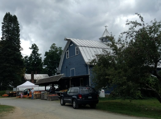 Green_Acres_farm_bakery_exterior.jpg