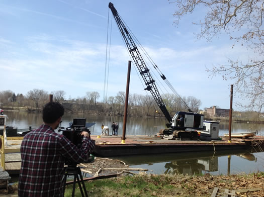 H_film_giant_head_Hudson_filming.jpg