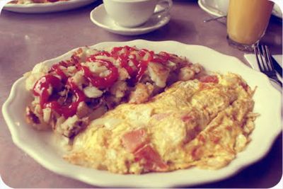 Halfmoon diner breakfast.jpg