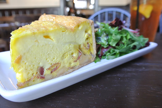 Hudson5-10-15-20_Cafe_Le_Perche_quiche.jpg