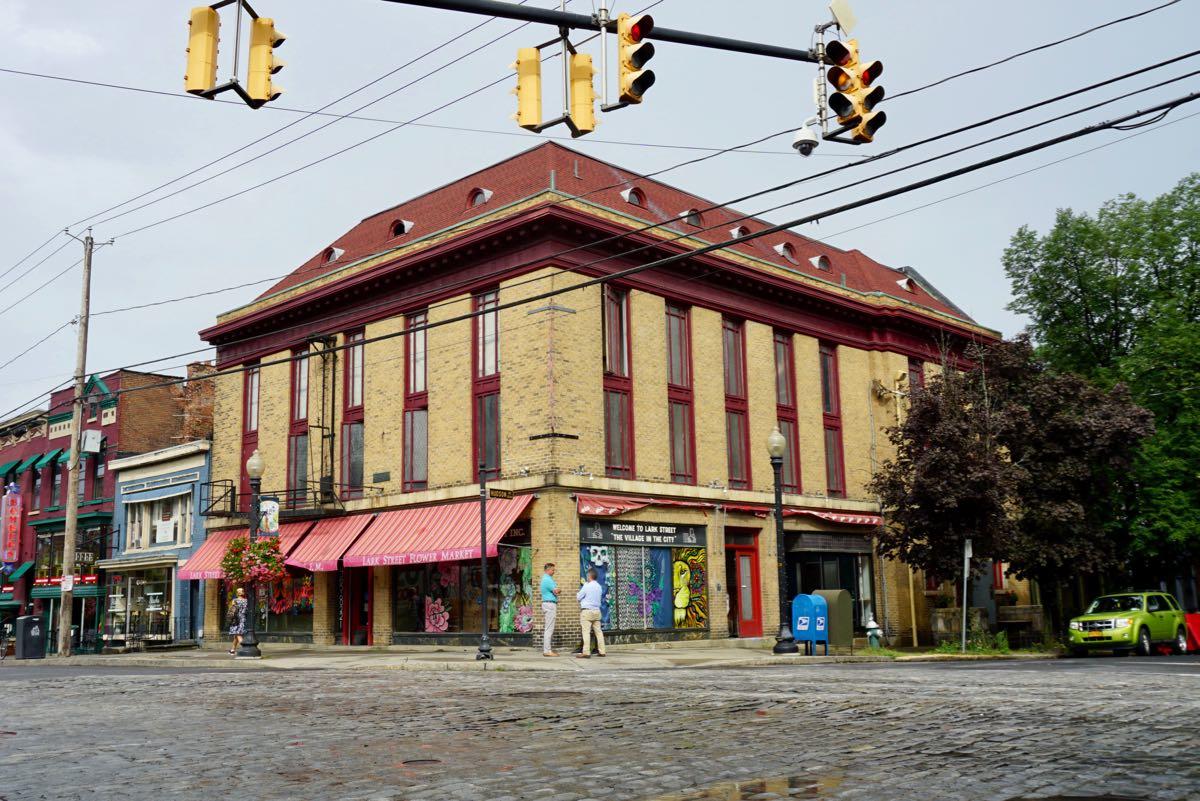 Lark Hall 2018-July exterior