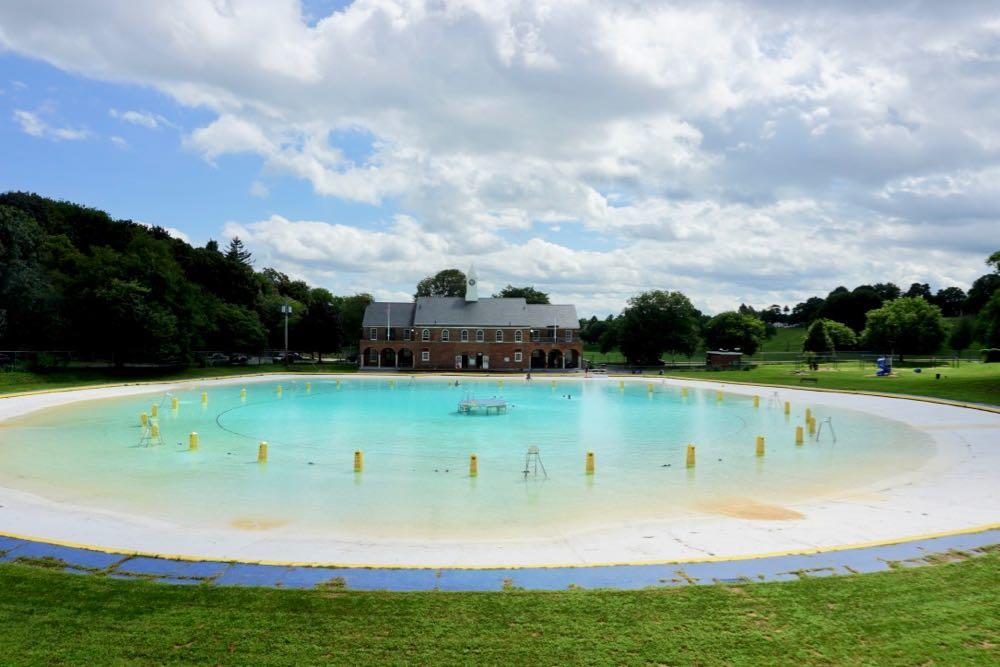 Lincoln Park Pool