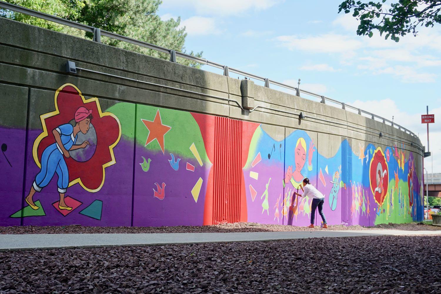 Liz Zunon mural downtown Albany