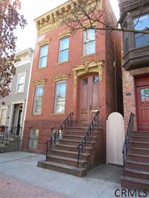 Madison Rowhouse ext credit crmls.jpg