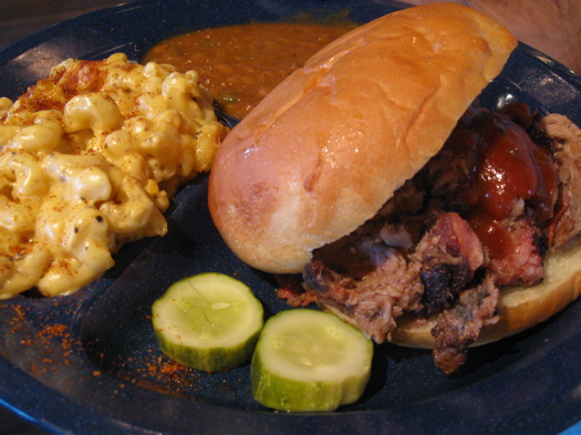 Pulled pork sandwich .JPG