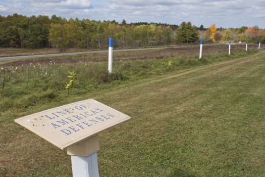 Saratoga_National_Historical_Park_battle_line.jpg