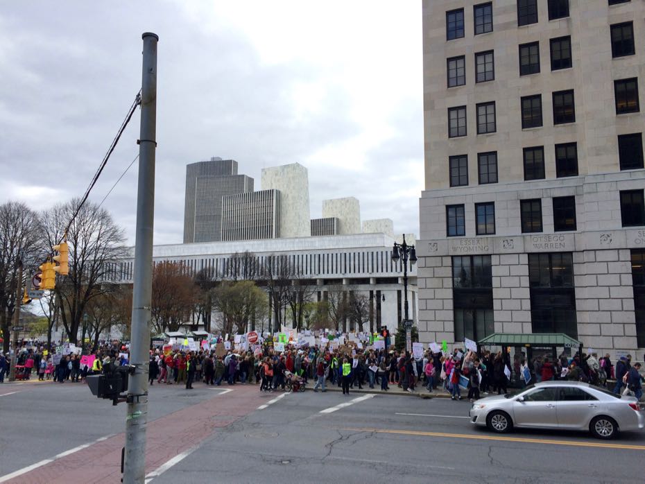 Science_March_Albany_crowd_9.jpg