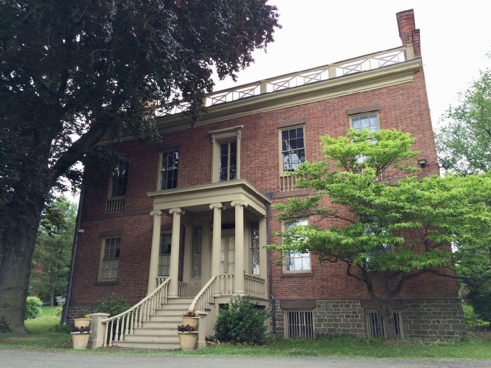 Ten Broeck Mansion Albany exterior 2018-June