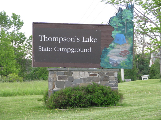 Thompsons Lake Sign.jpg