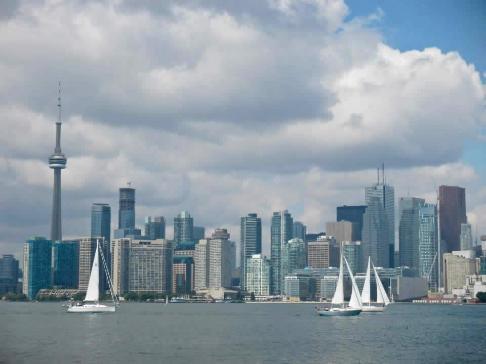 Weekend_Destination_Toronto_Toronto_from_Islands.jpg