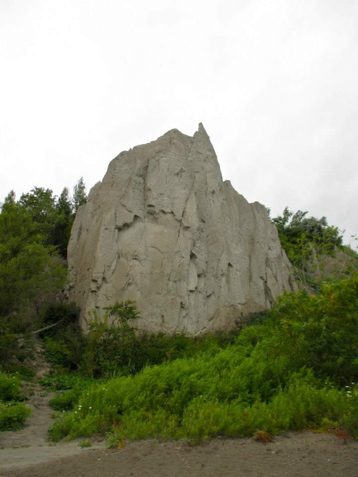 Weekend_Destination_Toronto_scarborough_bluffs.jpg