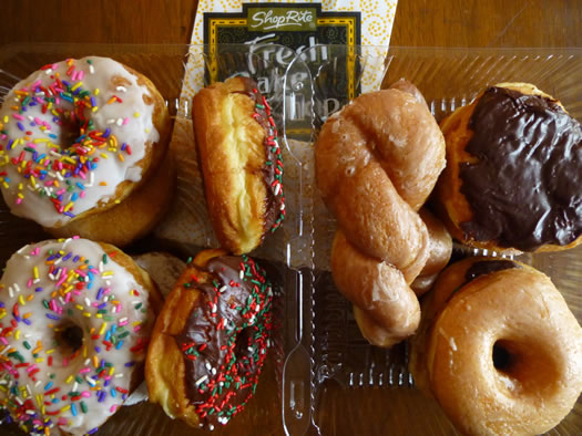 best_dozen_shoprite_box_of_donuts.jpg