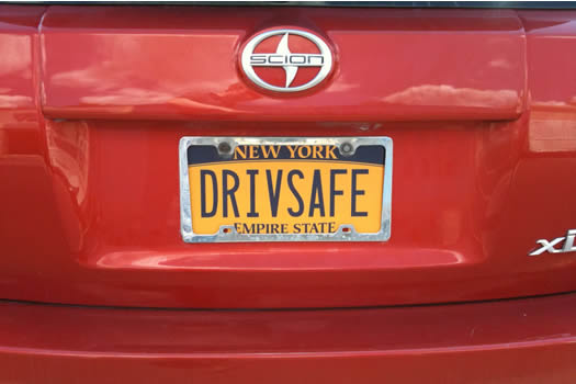 bumper_gawking_DRIVSAFE.jpg