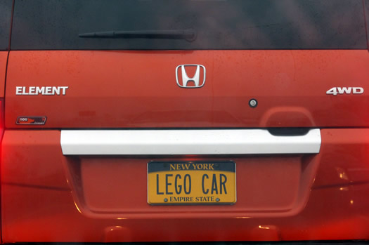 bumper_gawking_LEGO_CAR.jpg