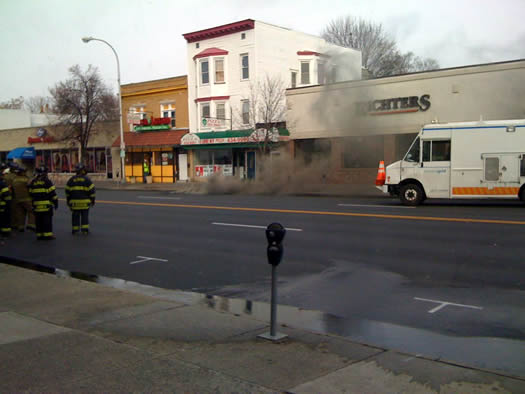 central ave flames 2010-12-06 smoke 2