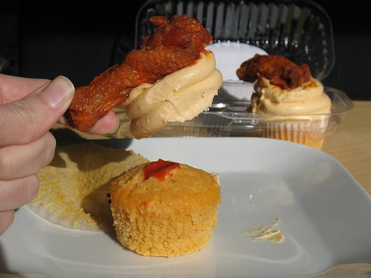 coccadotts_buffalo_wing_cupcake_icing_stuck_wing.jpg