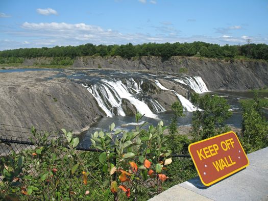 Cohoes Falls keep off wall sign