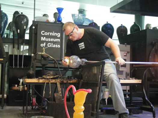 corning museum of glass glassworking