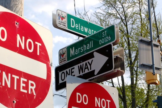 delaware marshall street signs