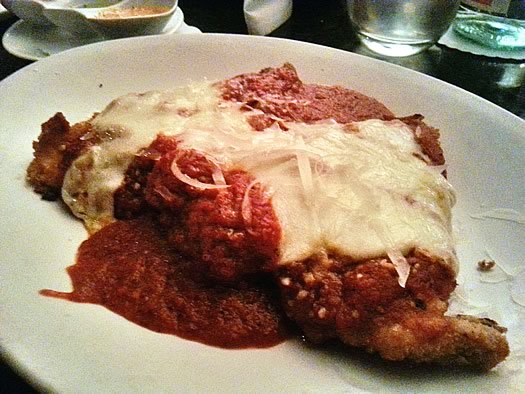 D'Raymonds chicken parm